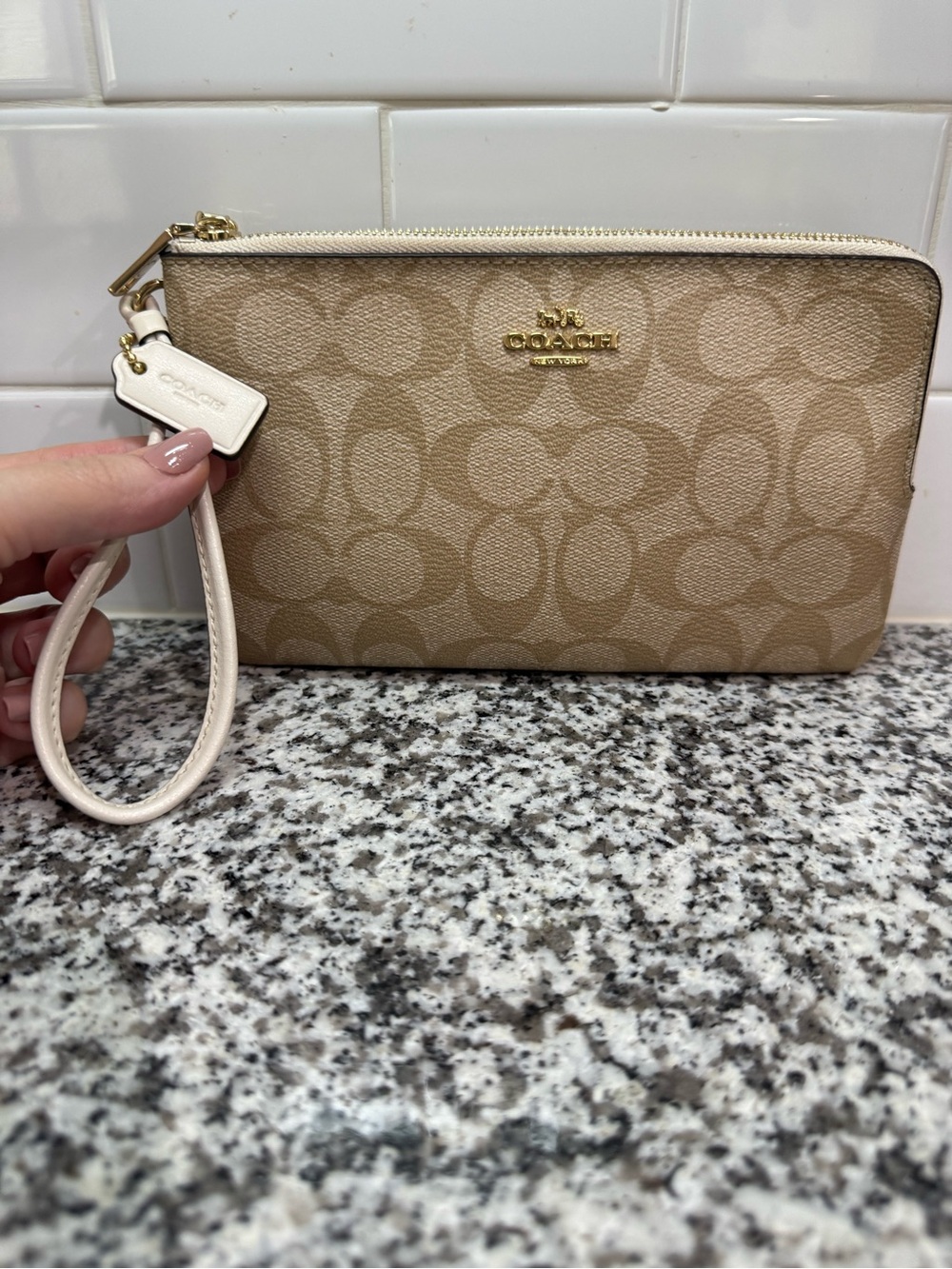 ✨Coach Signature Canvas Large Wristlet Khaki Chalk PVC Leather Gold Zip Clutch